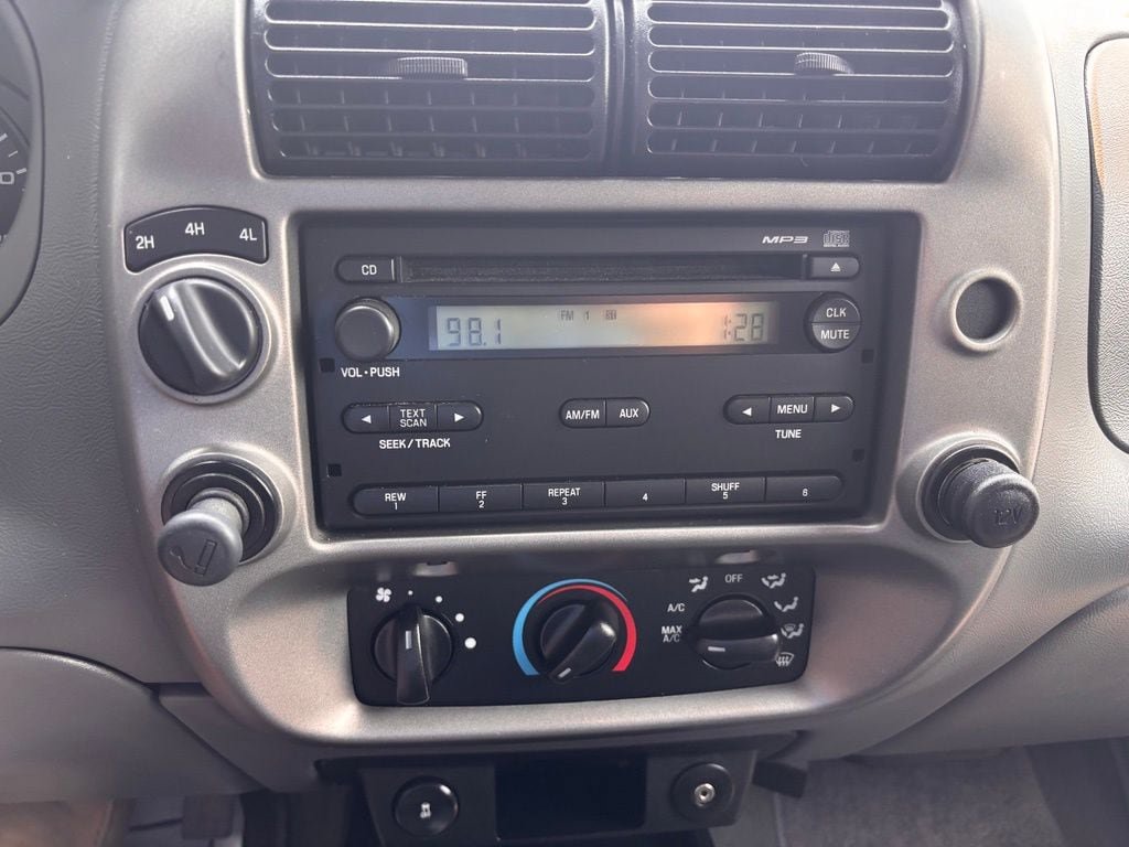 Used 2011 Ford Ranger XLT w/ Payload Pkg 2 AWD/4WD image 16