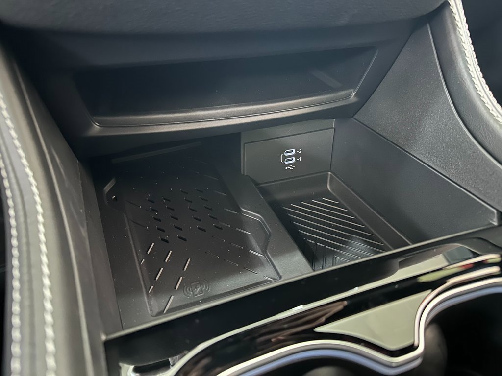 New 2026 Chrysler Pacifica Limited w/ S Appearance Package image 30