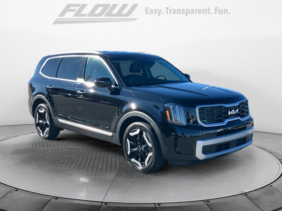 Used 2023 Kia Telluride S image 1