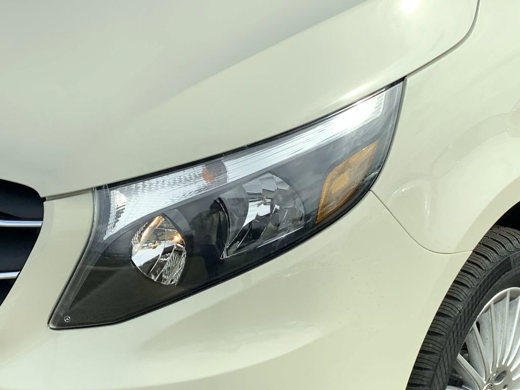 Certified 2023 Mercedes-Benz Metris Passenger image 7