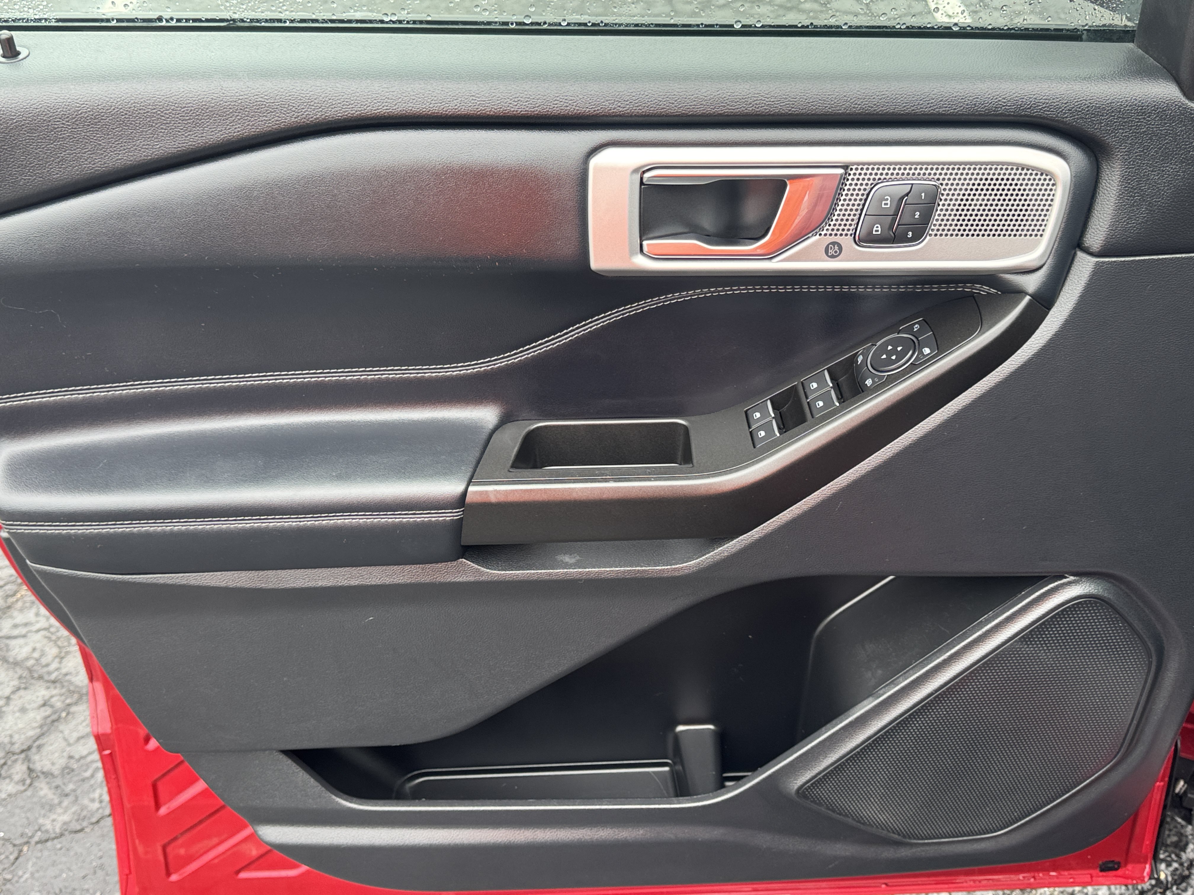 Used 2020 Ford Explorer Limited AWD/4WD image 18