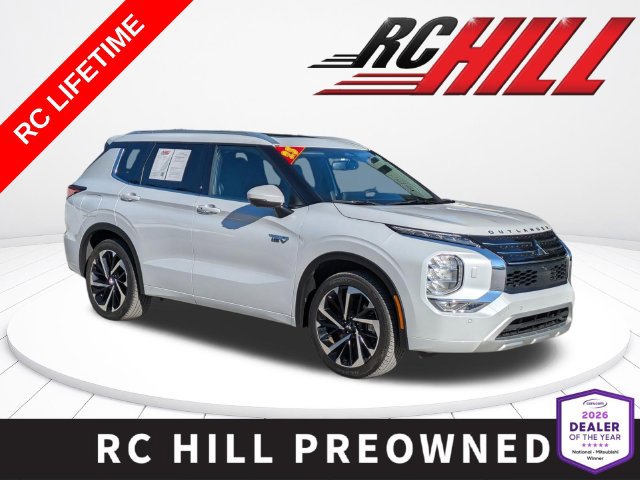 Used 2023 Mitsubishi Outlander SEL AWD/4WD image 1
