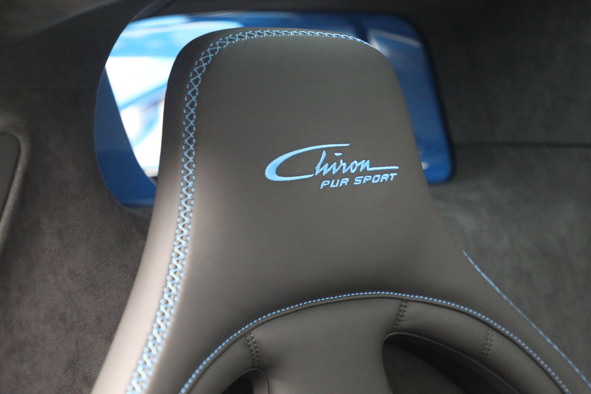 Used 2021 Bugatti Chiron Pur Sport image 19