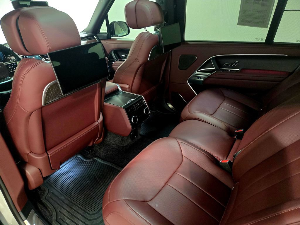 Certified 2025 Land Rover Range Rover Long Wheelbase Autobiography AWD/4WD image 23
