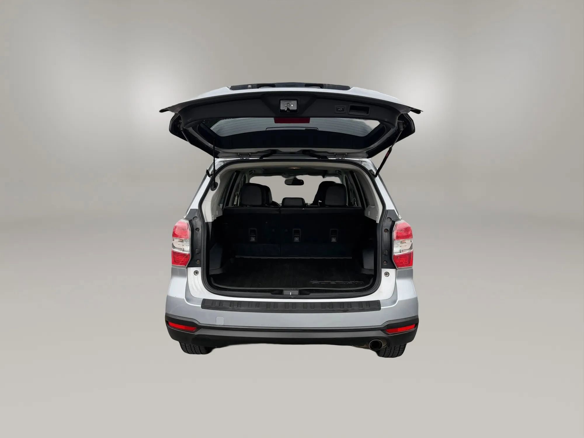 Used 2014 Subaru Forester 2.5i Limited image 8