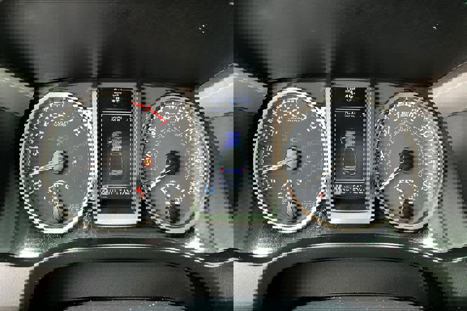 Certified 2021 Toyota Tacoma Limited w/ Nightshade Package image 25