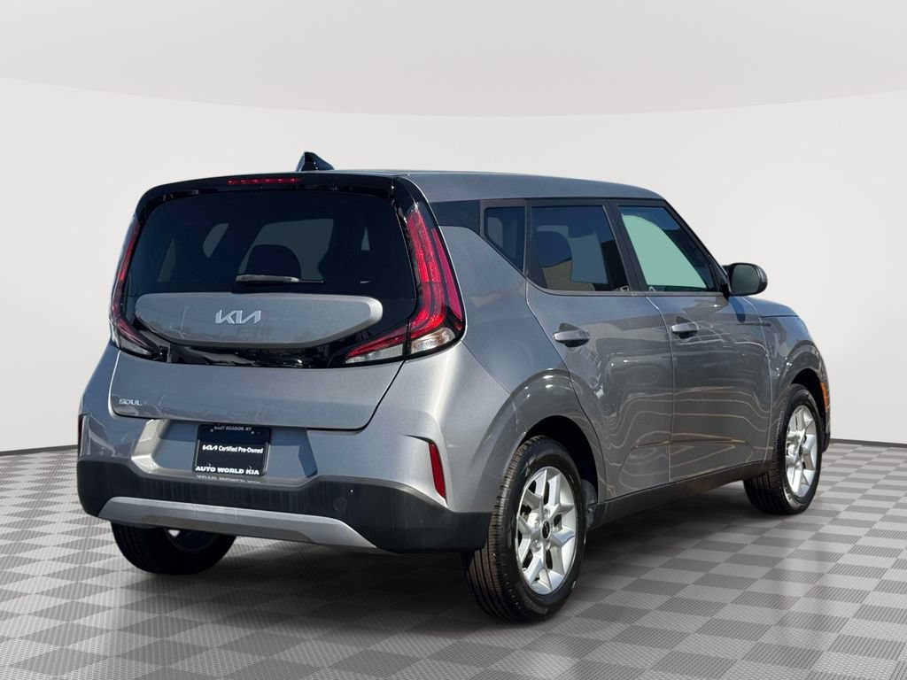 Certified 2023 Kia Soul LX w/ Option Group 015 FWD image 5