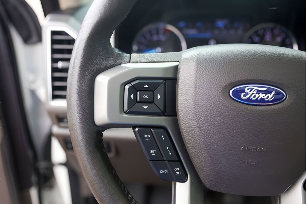 Used 2021 Ford Expedition XLT RWD image 17