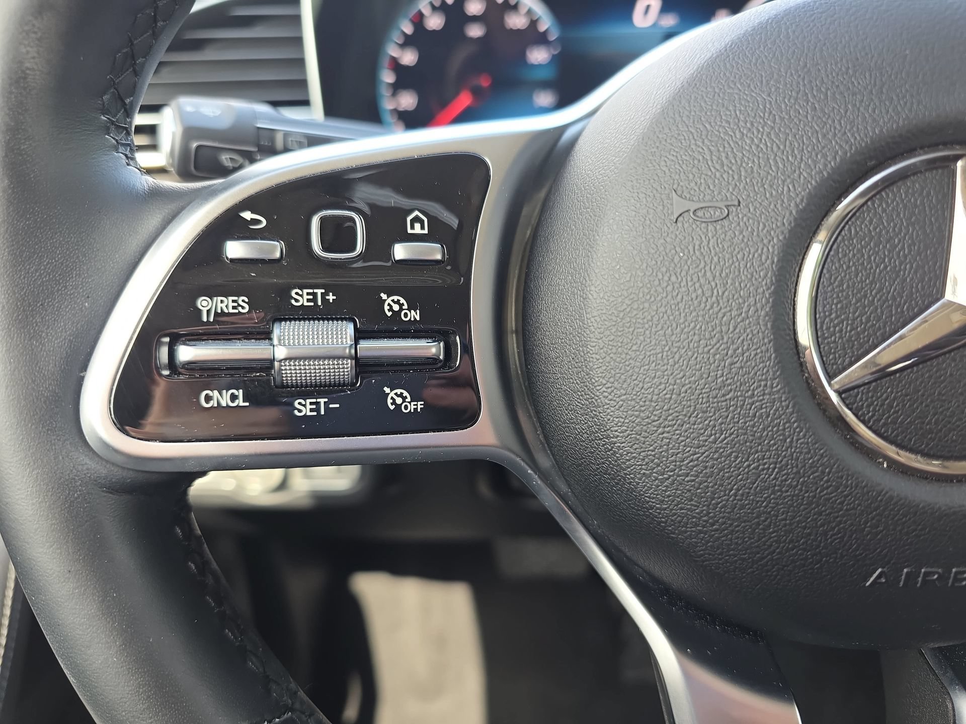 Certified 2023 Mercedes-Benz GLE 350 4MATIC image 17