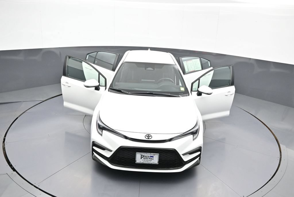 Certified 2023 Toyota Corolla SE w/ Carpet Mat Package (TMS) FWD image 44