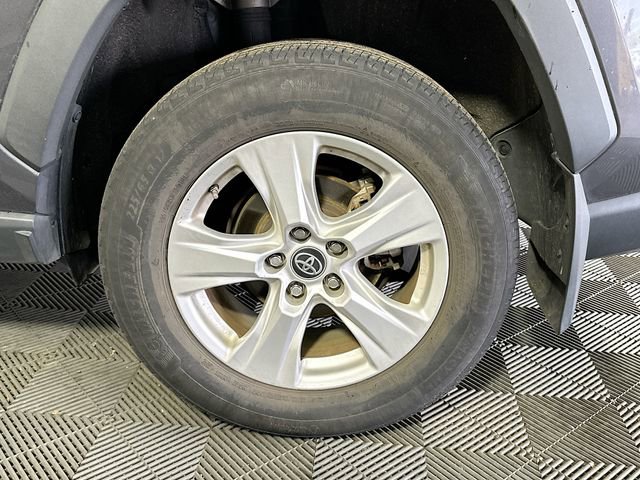Used 2020 Toyota RAV4 LE w/ All Weather Liner Package image 27