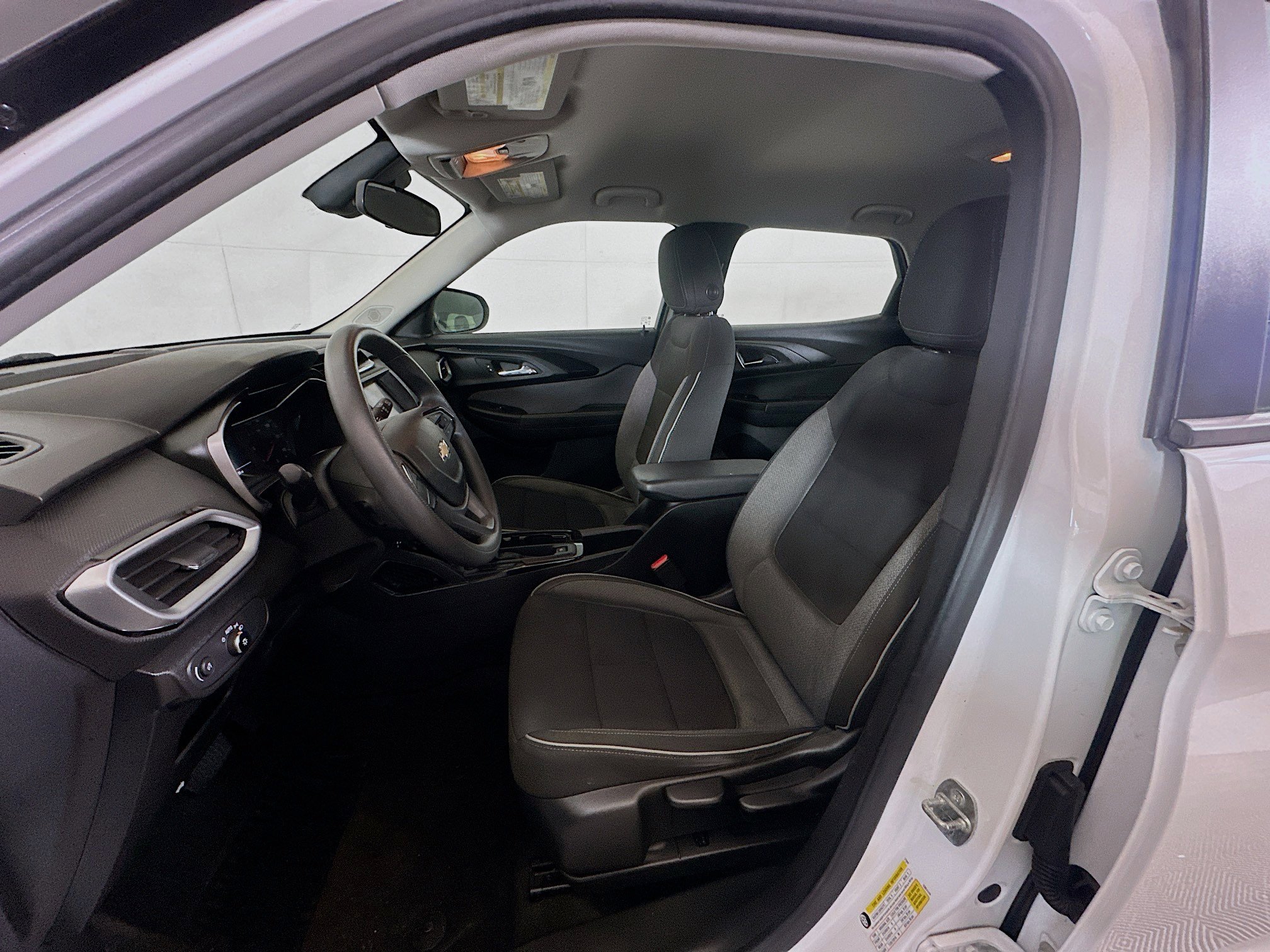 Used 2021 Chevrolet TrailBlazer L image 13