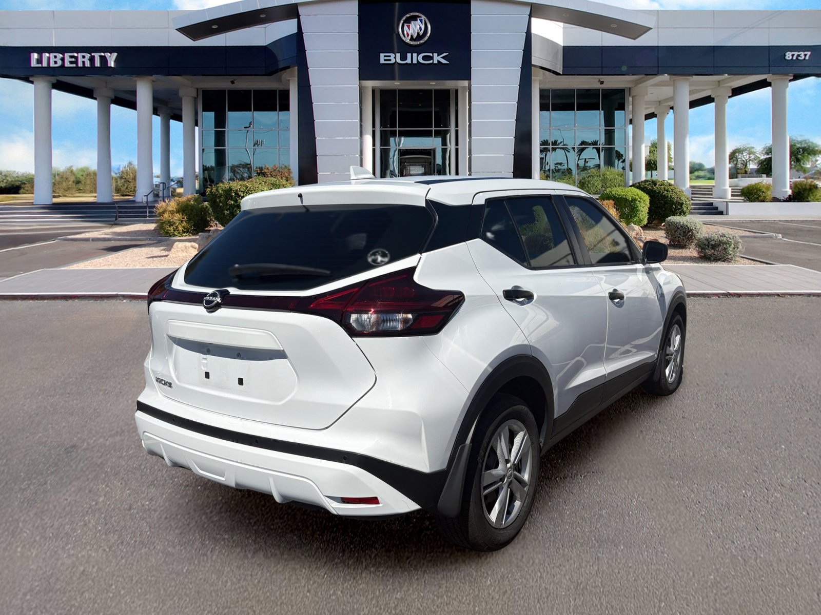 Used 2023 Nissan Kicks S FWD image 2
