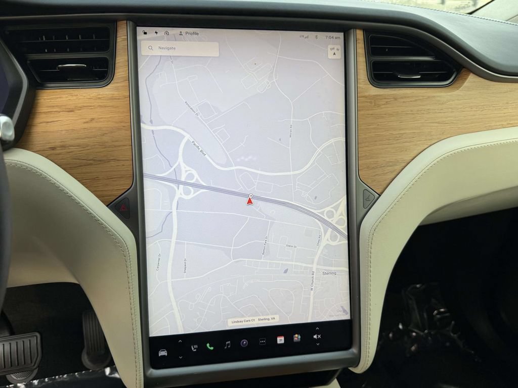 Used 2018 Tesla Model X 75D AWD/4WD image 20