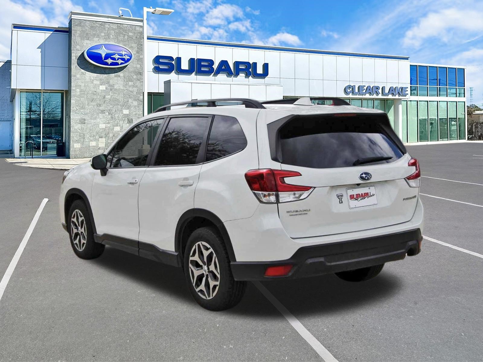 Used 2021 Subaru Forester Premium AWD/4WD image 4