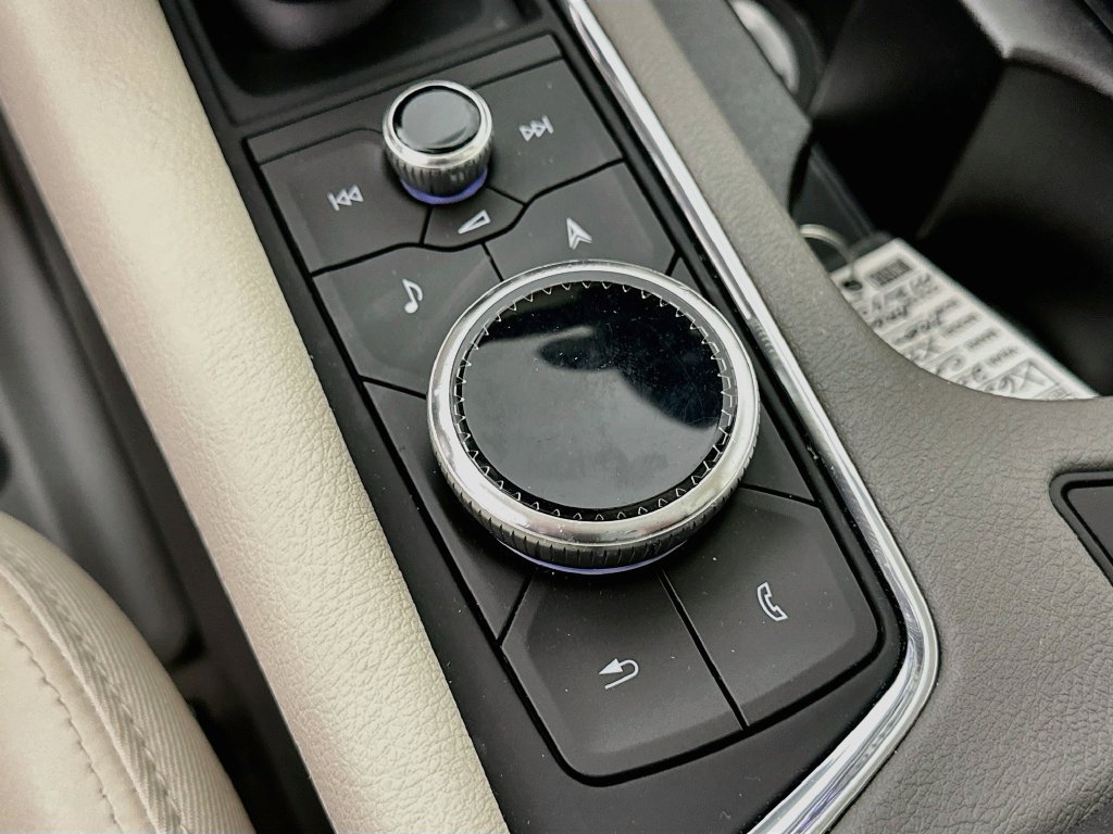 Used 2021 Cadillac XT5 Premium Luxury AWD/4WD image 22