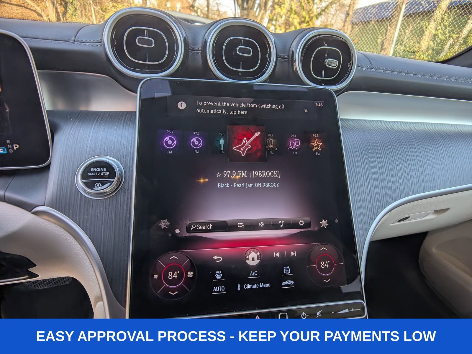 Used 2024 Mercedes-Benz GLC 300 4MATIC image 22