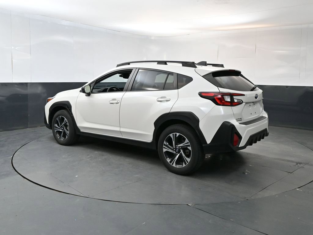 Used 2024 Subaru Crosstrek 2.0i Premium AWD/4WD image 3