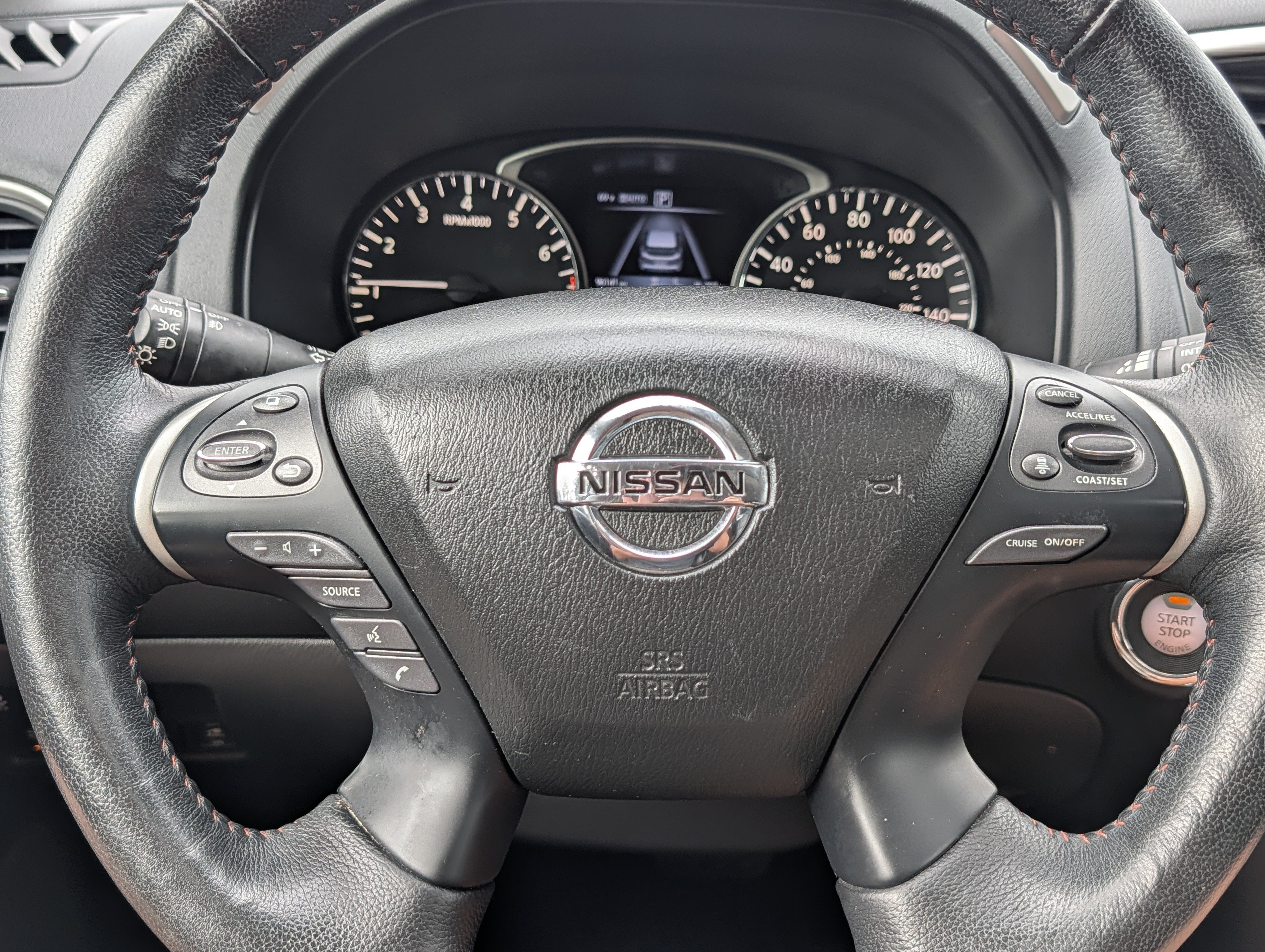 Used 2019 Nissan Pathfinder SL AWD/4WD image 25