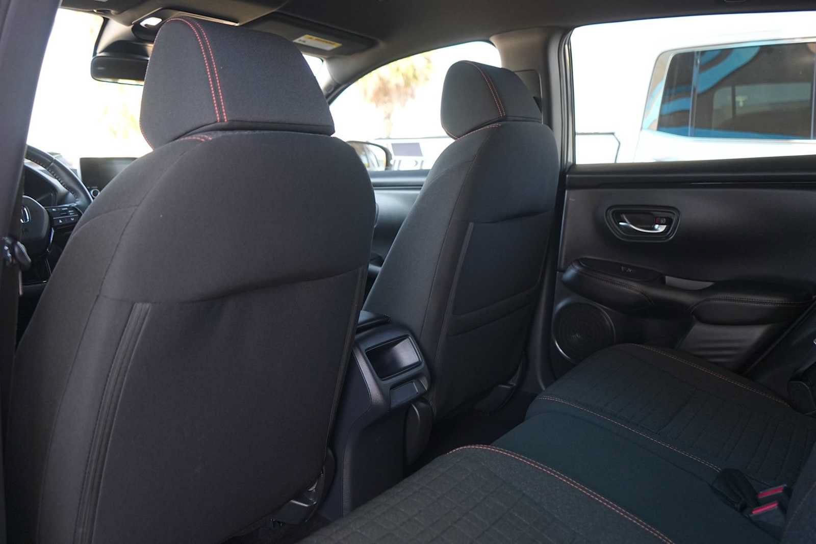 Certified 2025 Honda HR-V Sport image 13