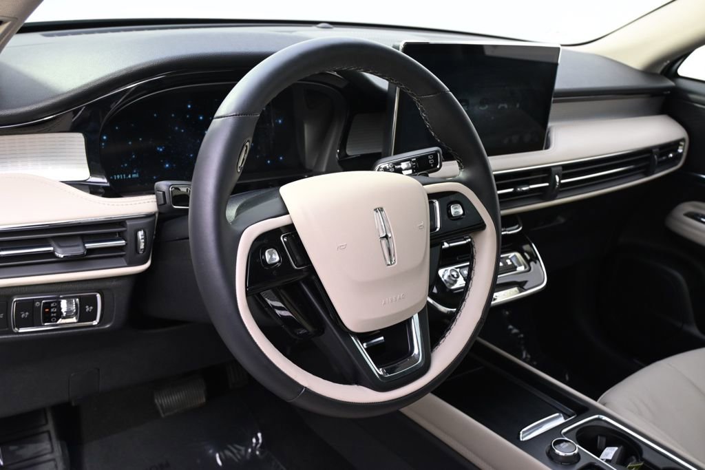 New 2026 Lincoln Corsair Premiere AWD/4WD image 11
