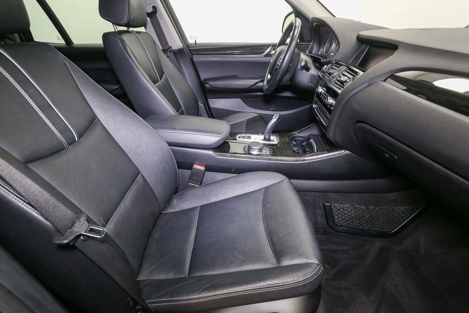 Used 2017 BMW X3 xDrive28i AWD/4WD image 18