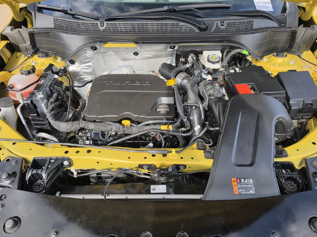 Used 2025 Chevrolet Trax ACTIV w/ Sunroof Package FWD image 31