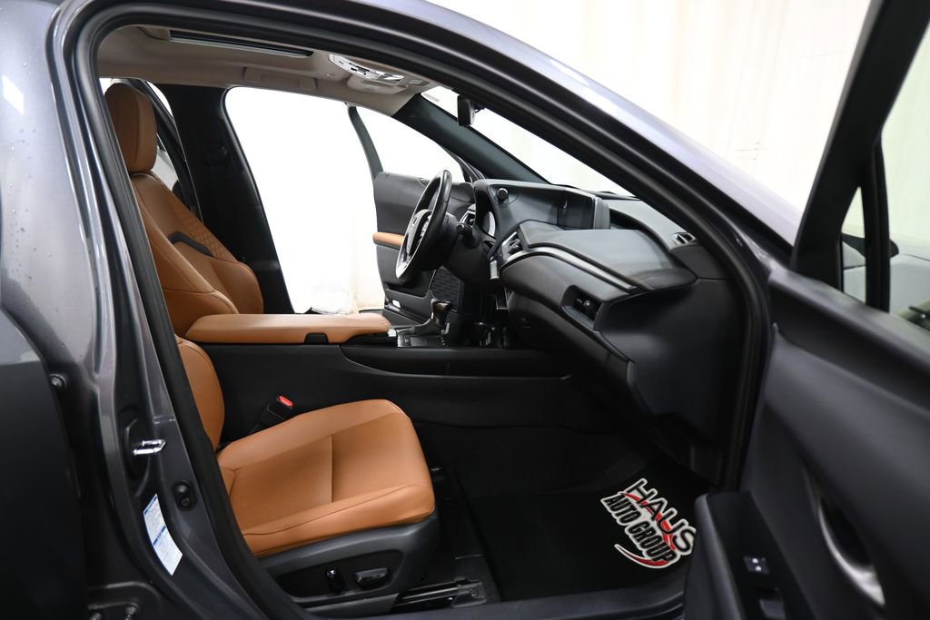 Used 2021 Lexus UX 250h w/ Premium Package AWD/4WD image 12