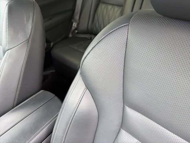 Used 2026 Nissan Rogue Platinum w/ Platinum Premium Package AWD/4WD image 16