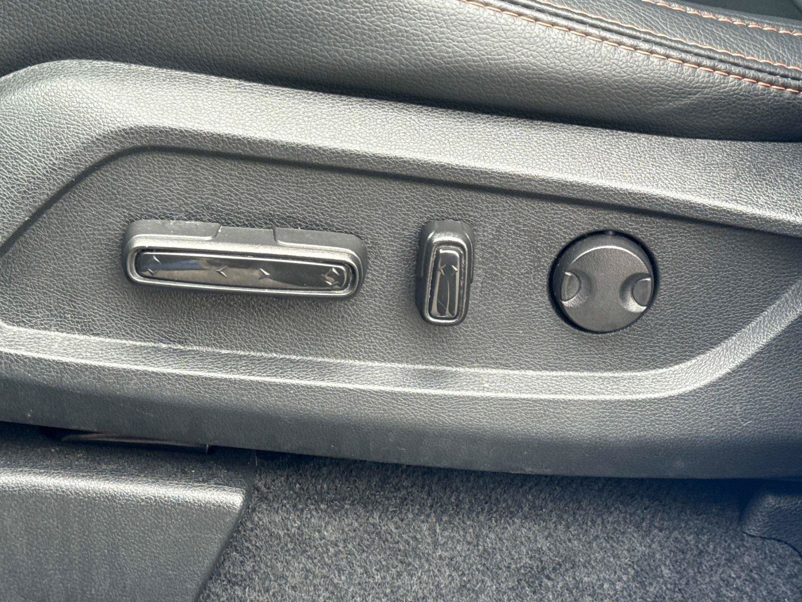 Used 2023 Honda Pilot TrailSport image 22