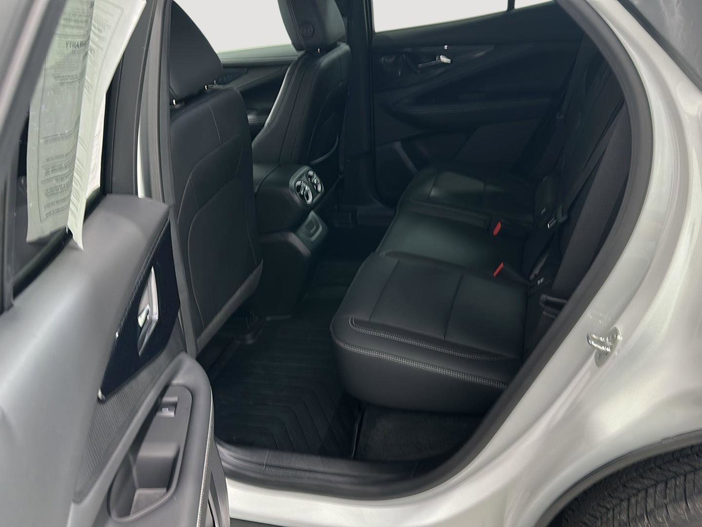 Used 2025 Chevrolet Blazer EV LT image 18