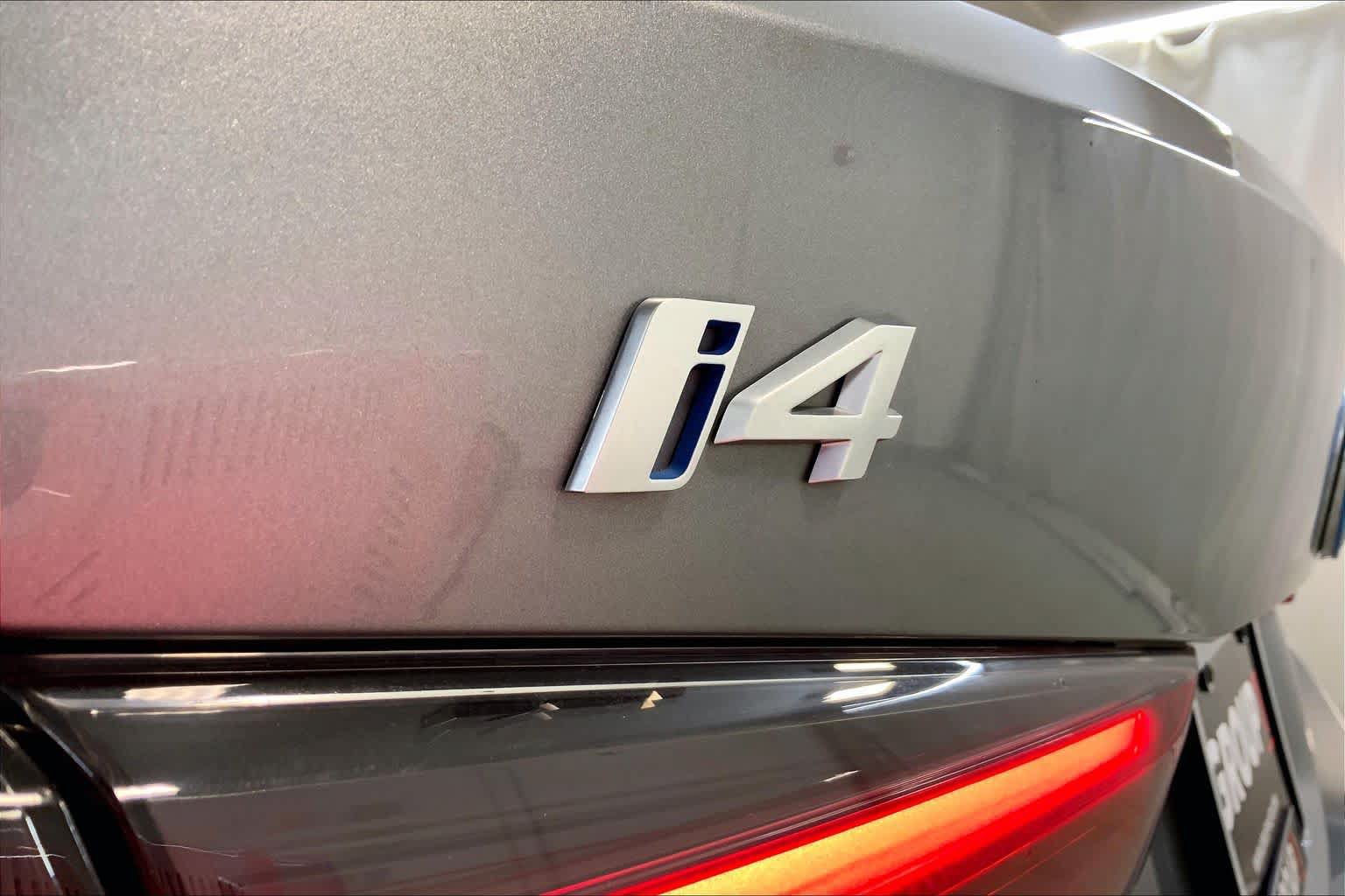 Used 2023 BMW i4 eDrive40 w/ Premium Package RWD image 29