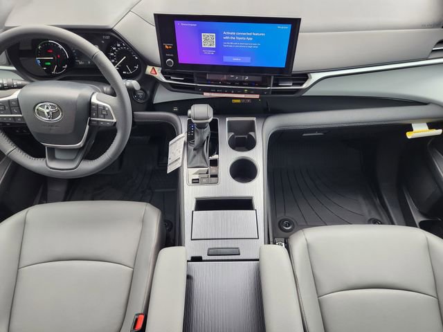 New 2026 Toyota Sienna XLE FWD image 23