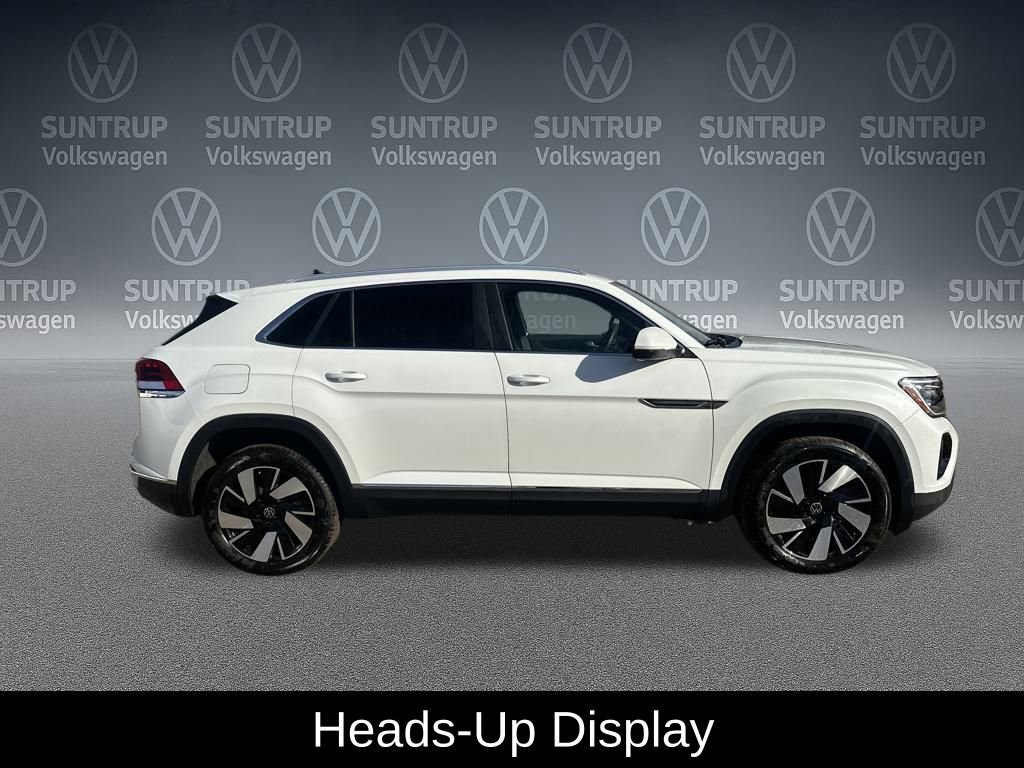 Used 2025 Volkswagen Atlas Cross Sport SEL image 8