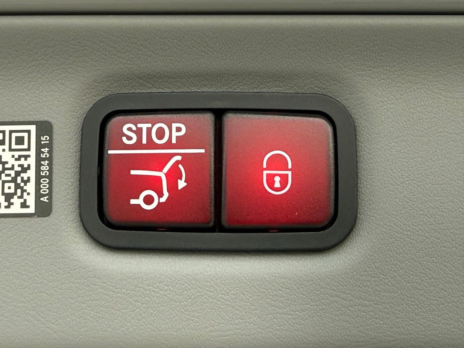 New 2025 Mercedes-Benz Maybach EQS 680 4MATIC image 13