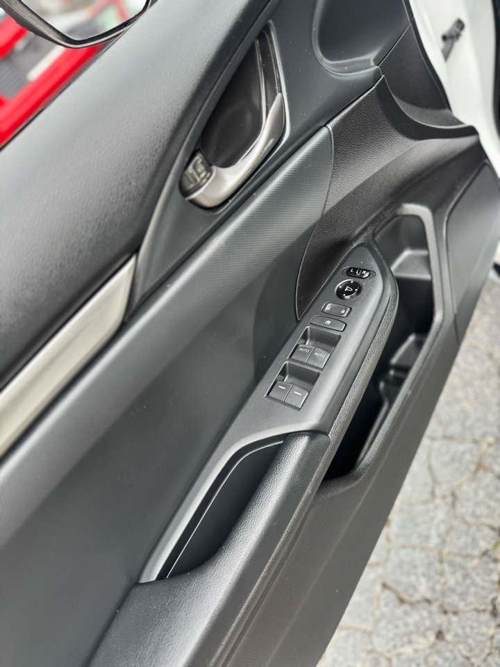 Used 2021 Honda Civic Sport image 15