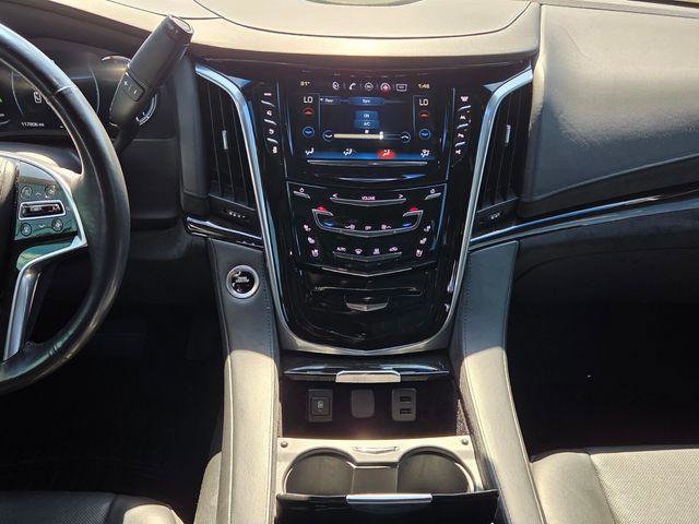 Used 2018 Cadillac Escalade ESV Platinum image 39