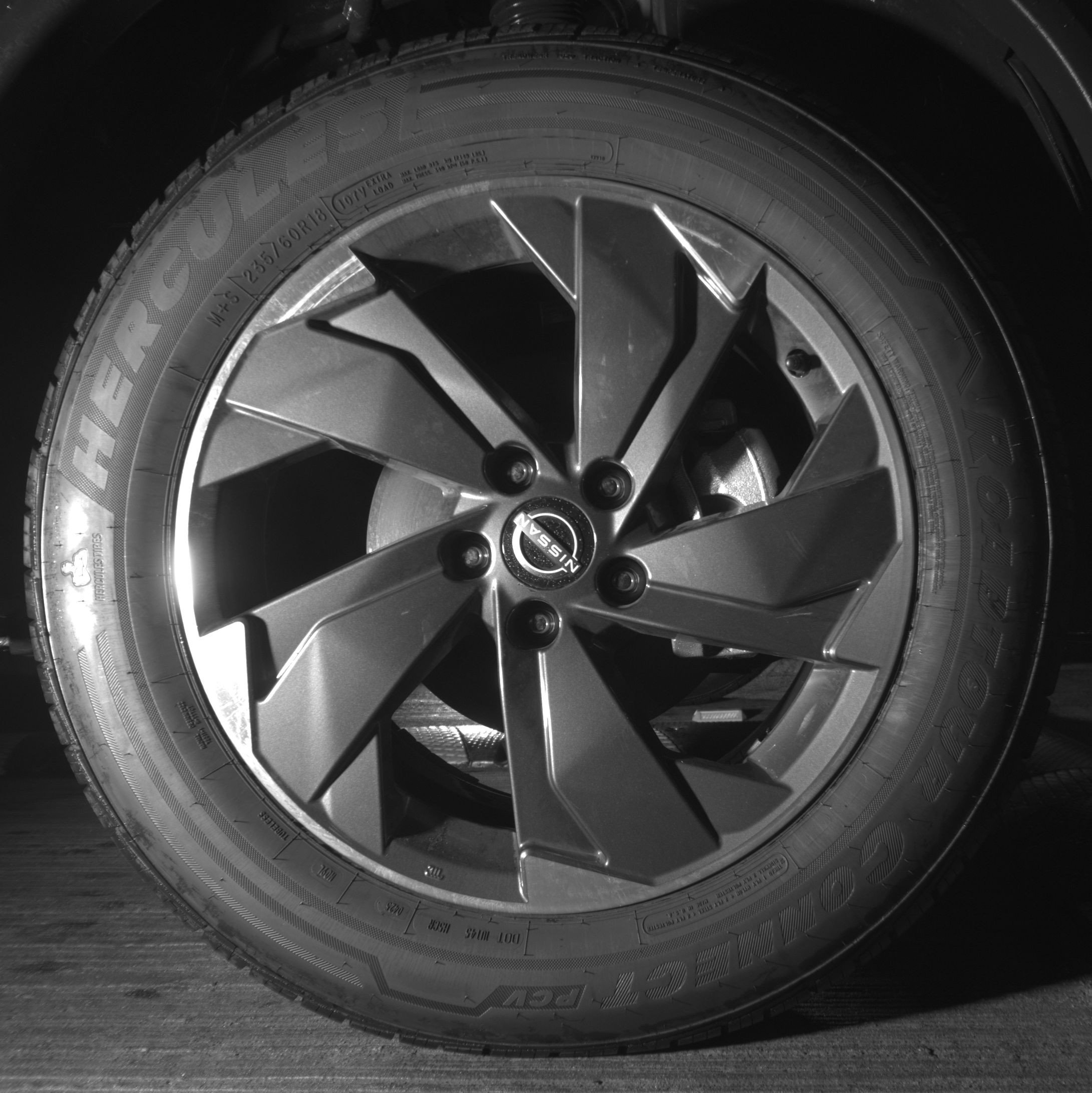 Used 2025 Nissan Rogue SV FWD image 13