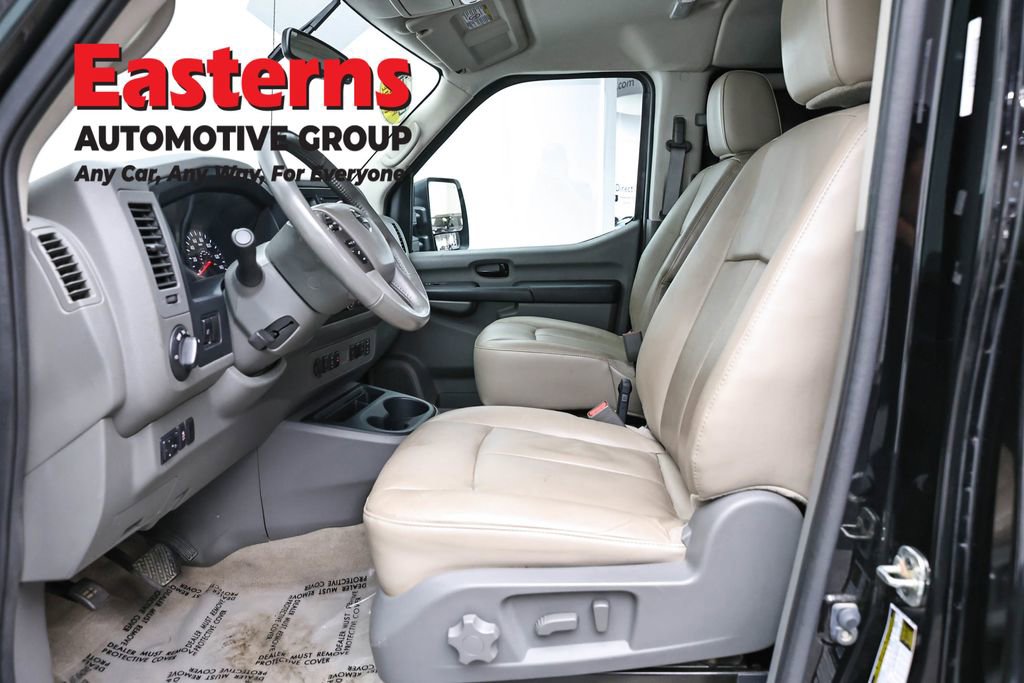 Used 2020 Nissan NV 3500 SL RWD image 13
