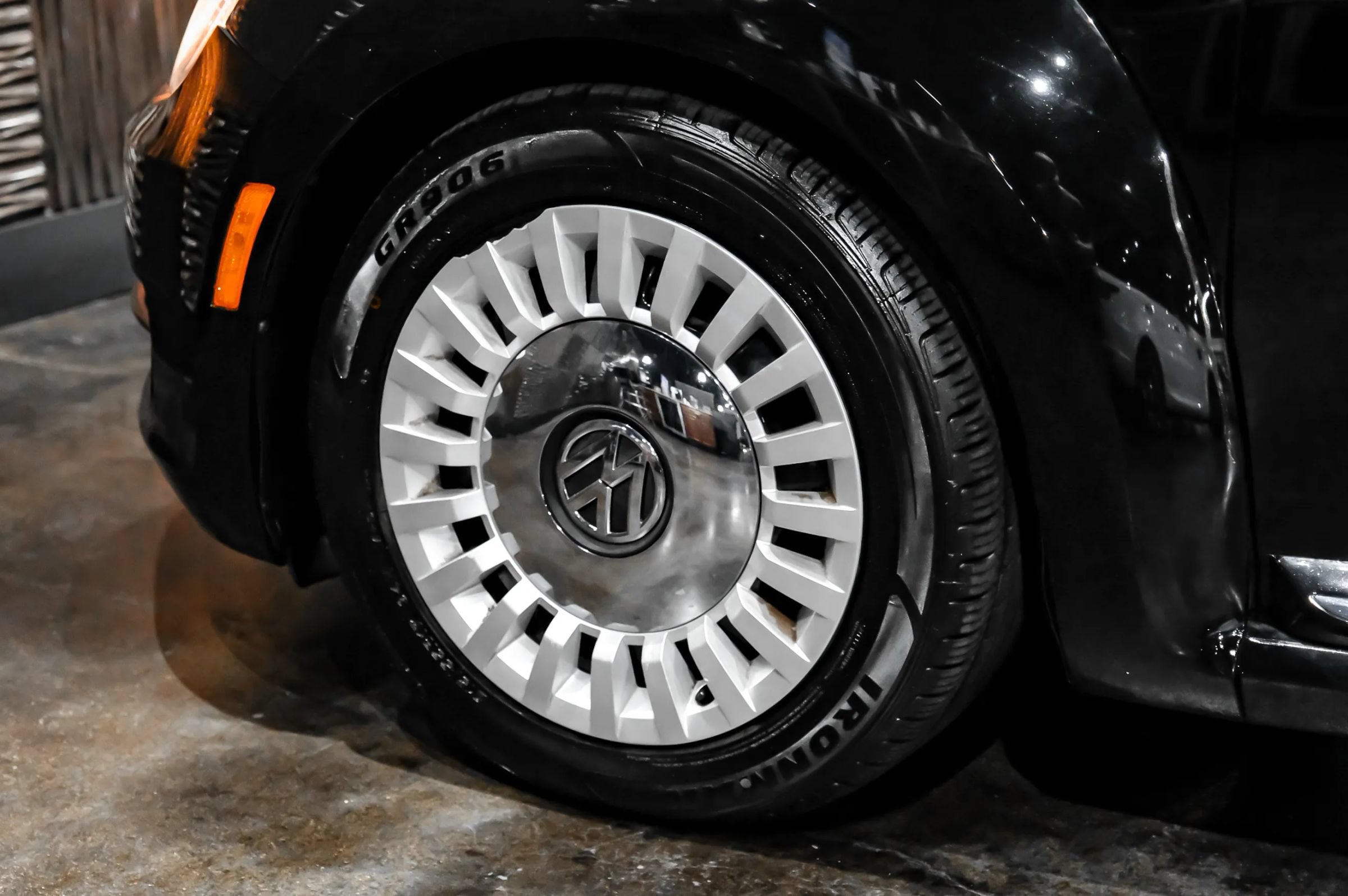 Used 2014 Volkswagen Beetle 2.5 FWD image 47