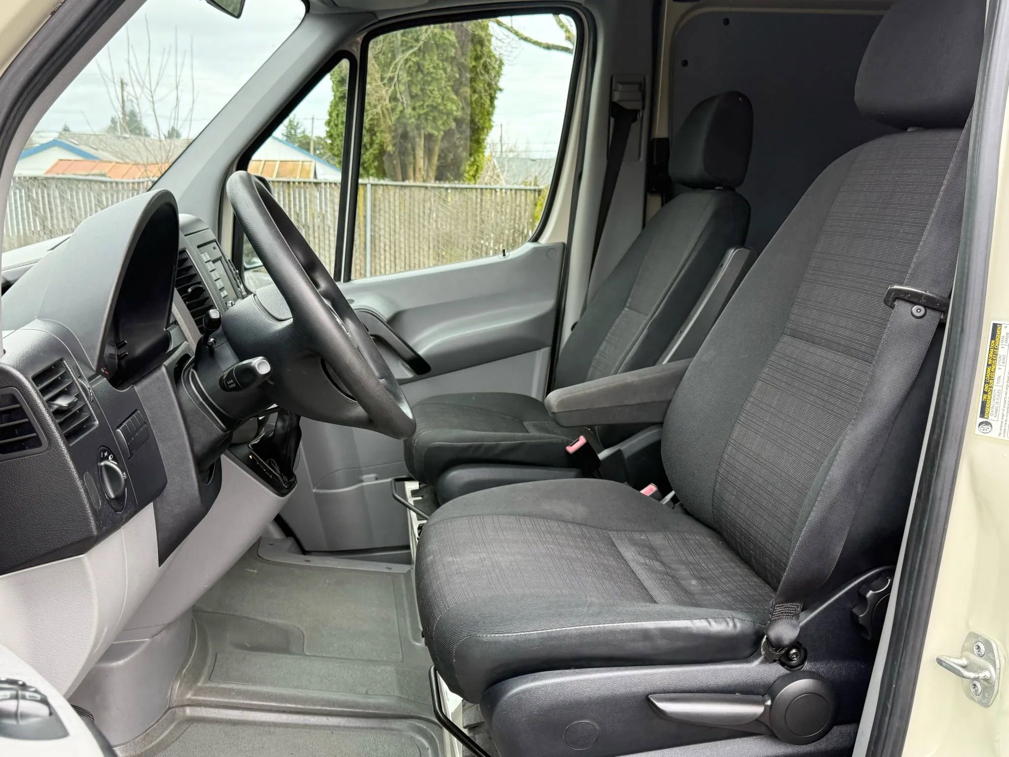 Used 2014 Mercedes-Benz Sprinter 3500 image 14