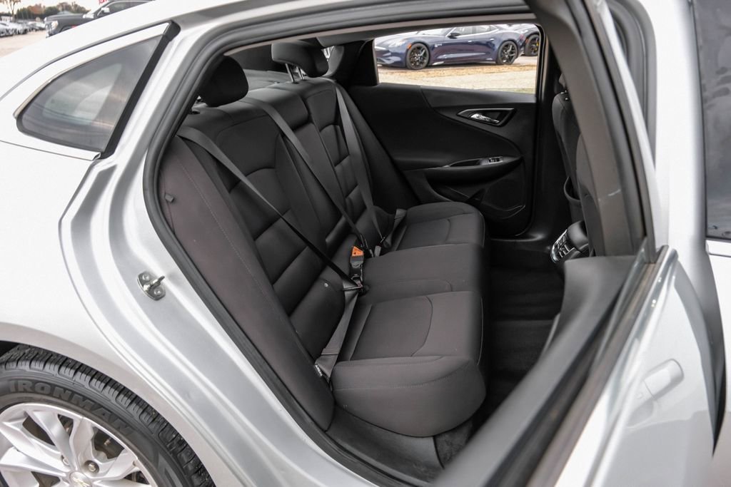 Used 2020 Chevrolet Malibu LT image 39