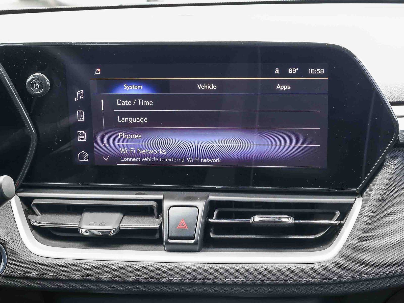 Used 2024 Chevrolet TrailBlazer LS w/ LS Confidence Package FWD image 15