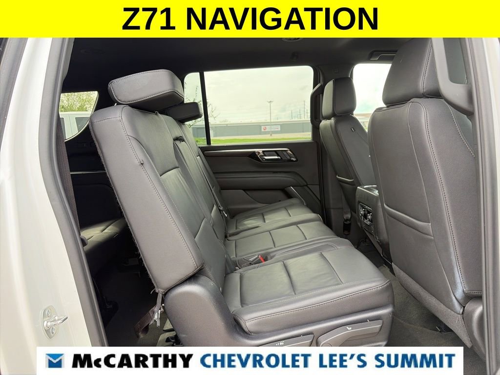 Used 2025 Chevrolet Suburban Z71 AWD/4WD image 35