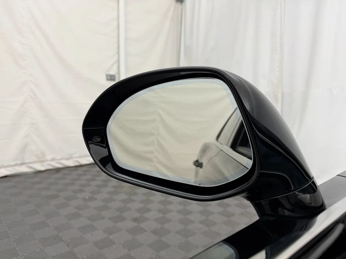 Used 2015 Bentley Flying Spur V8 AWD/4WD image 12