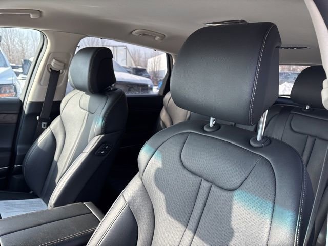 Used 2024 Genesis GV80 2.5T image 9