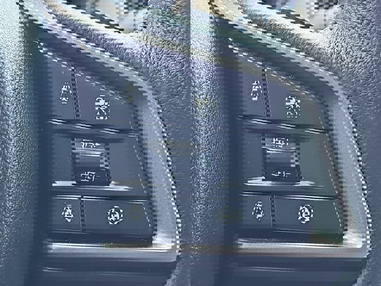 Certified 2025 Subaru Outback Limited image 23