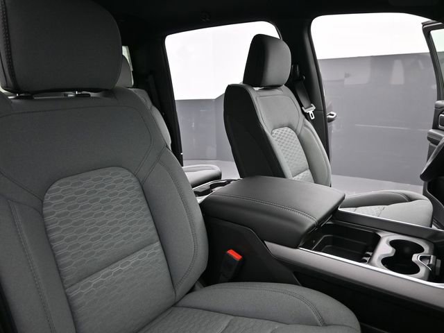 New 2026 RAM 1500 4x4 Crew Cab image 25
