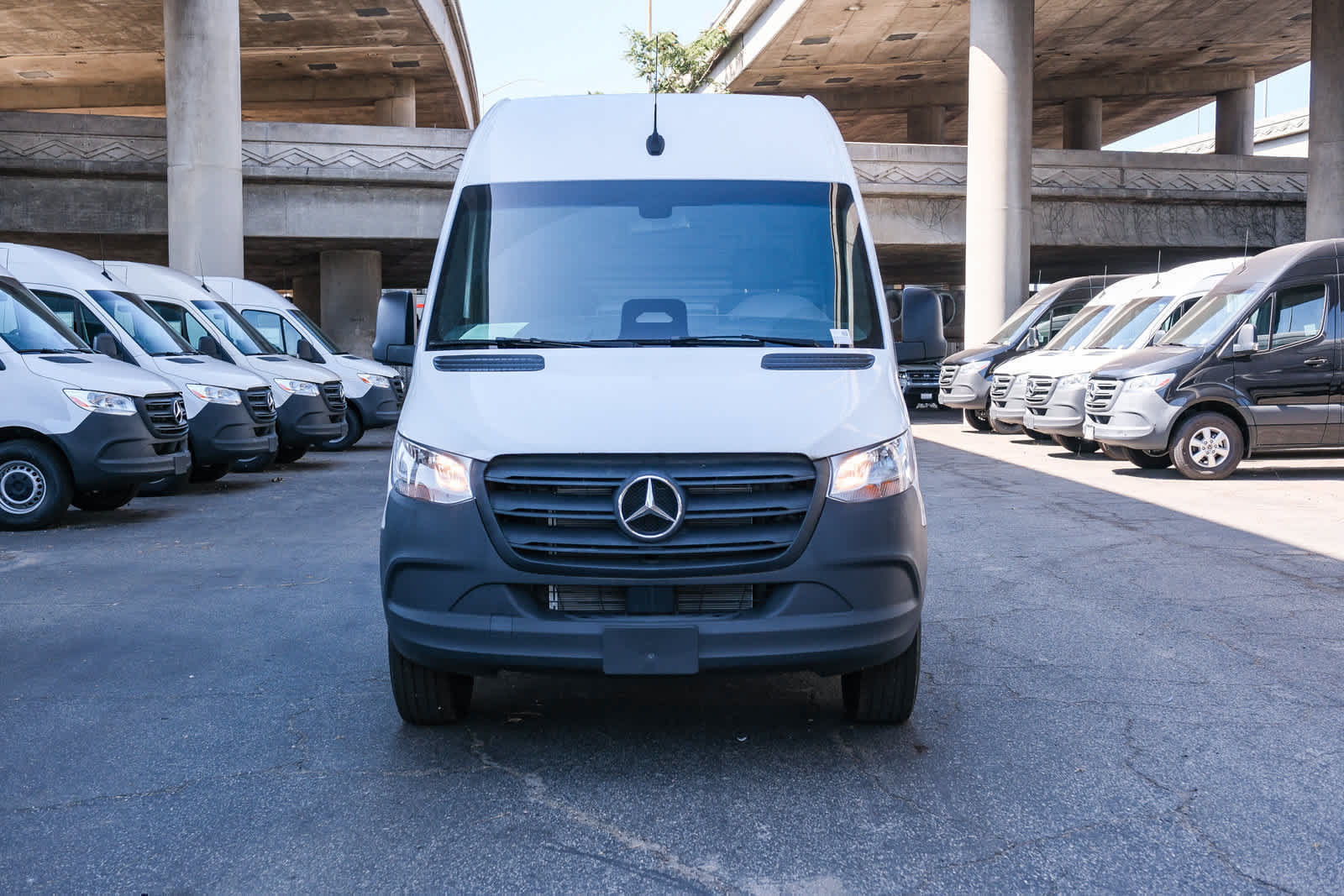 New 2025 Mercedes-Benz Sprinter 2500 image 2