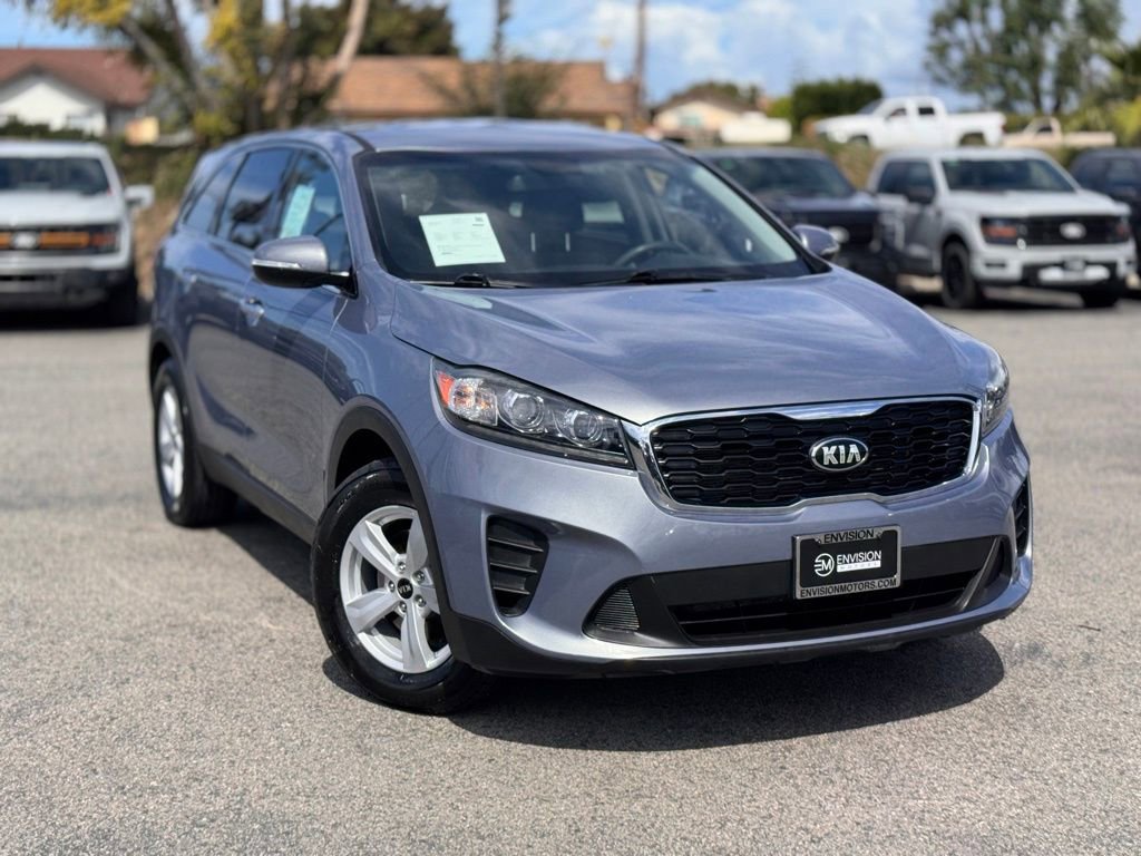 Used 2020 Kia Sorento LX FWD image 2